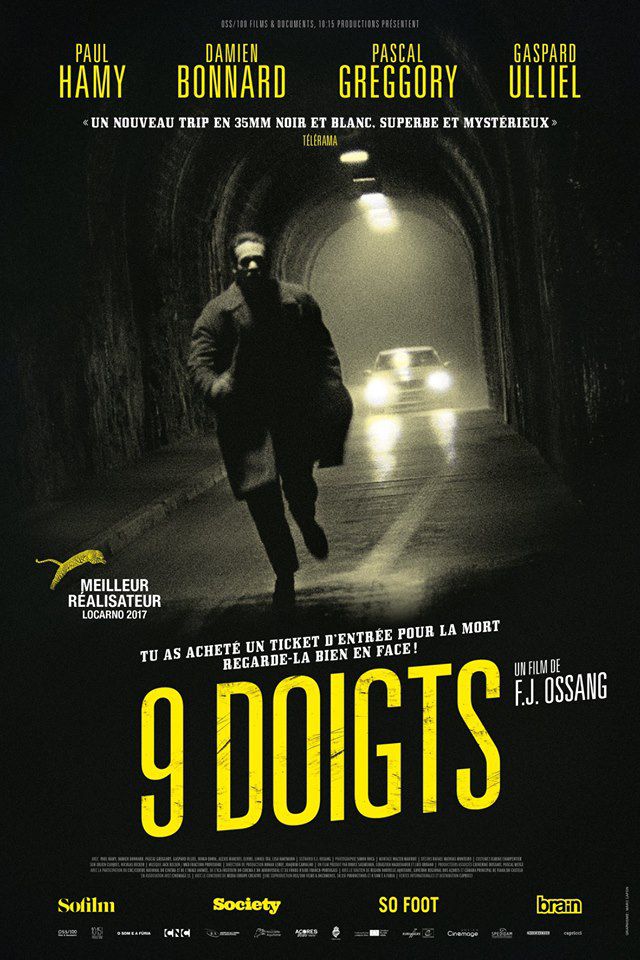 9 doigts